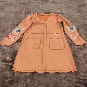 Peachish-pink Solitaire jacket with beautiful embroidered arm detail size M!